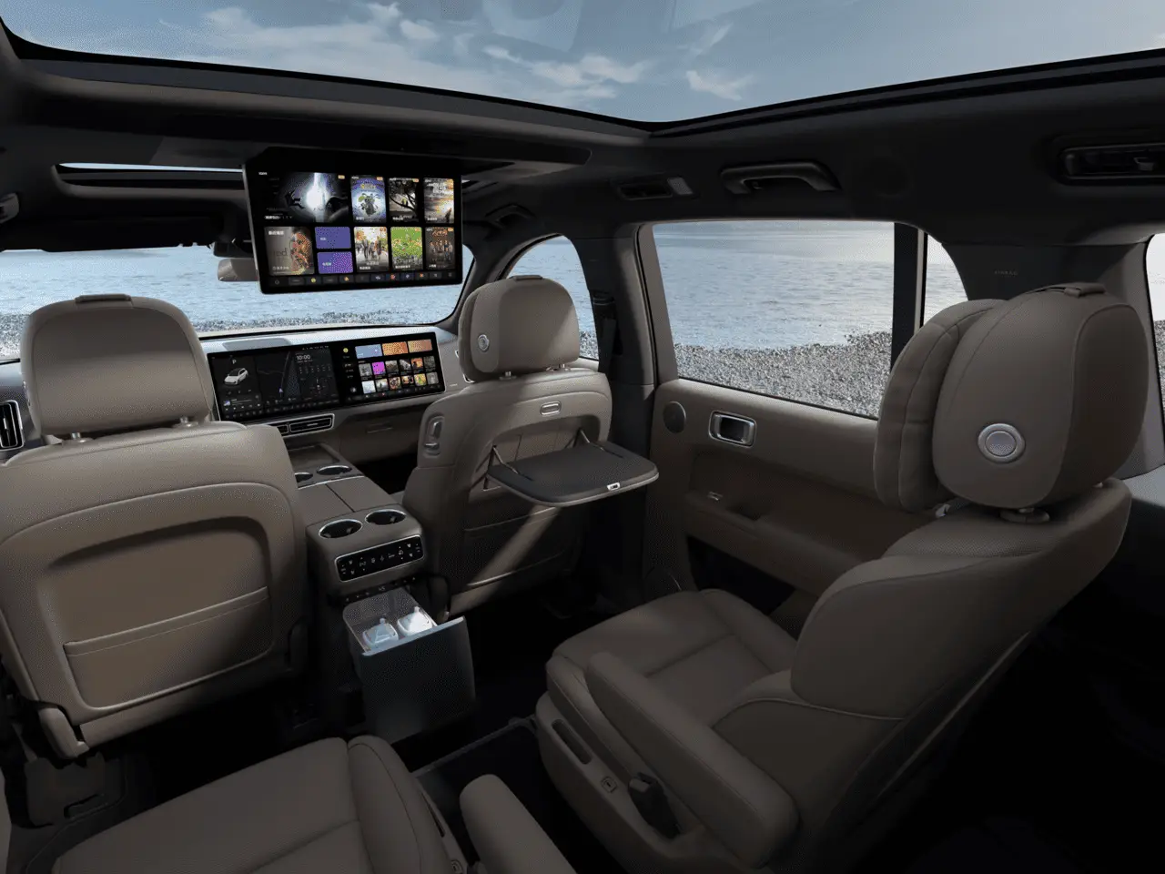 Черно-коричневый